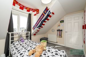 Photo 8- click for photo gallery